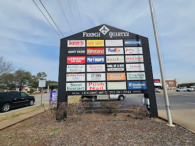 Northland Court shopping center photo 2