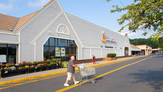 Waterbury Plaza photo 4