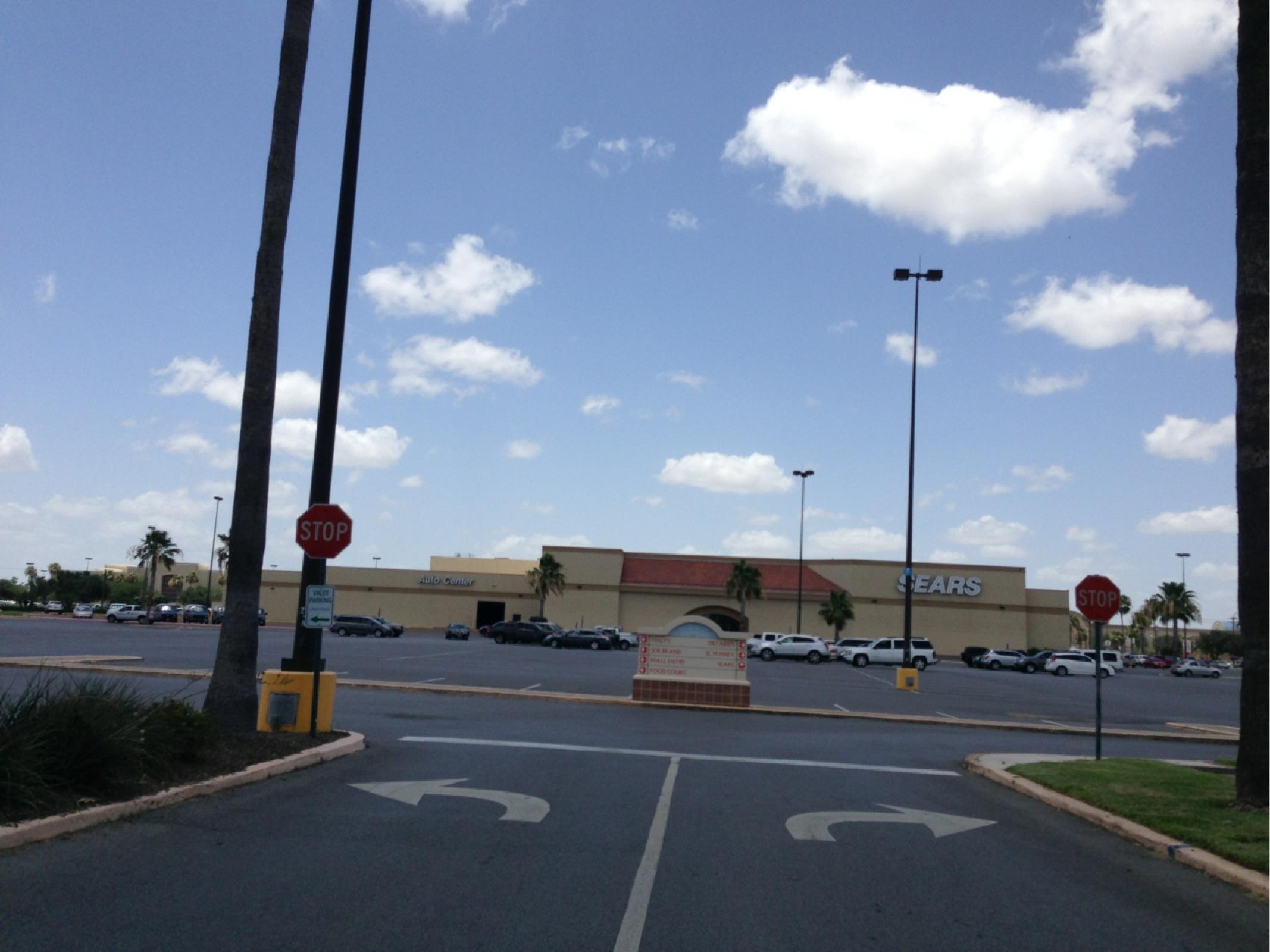 10th Street Plaza in McAllen, TX