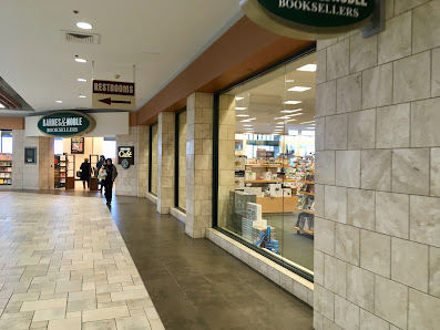 Chesterfield Towne Center photo 4