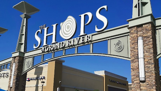 The Shops of Grand River photo 4