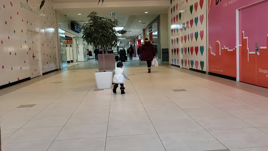 Shoppers Mall photo 3