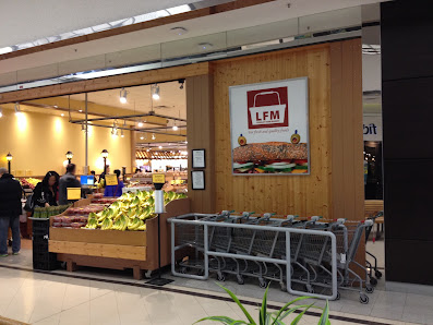 Lansdowne Centre photo 5