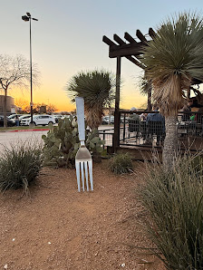 Las Colinas Village photo 2