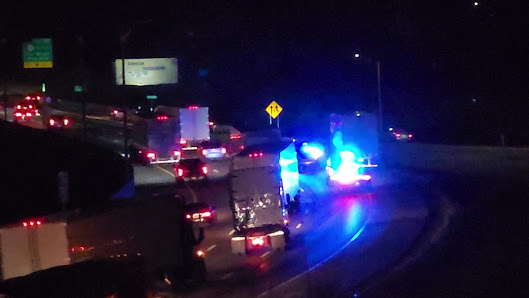 Expressway Plaza photo 3