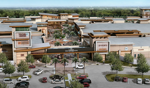Tucson Premium Outlets photo 5