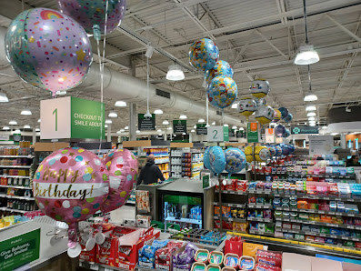 Glenwood Grove Shopping Center photo 4