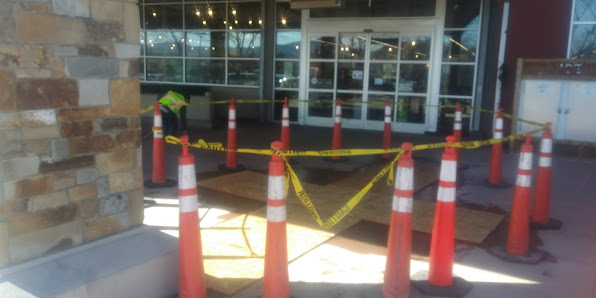 Del Monte Plaza photo 2