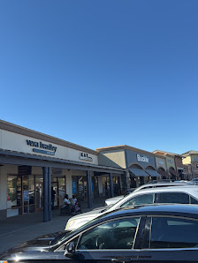 Allen Premium Outlets photo 2