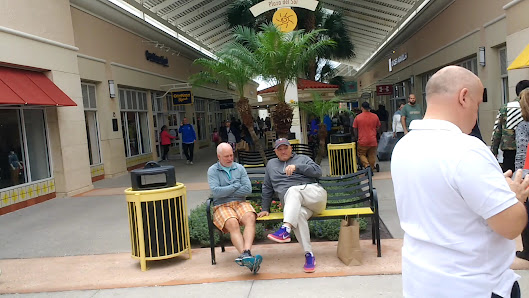 Orlando Vineland Premium Outlets photo 3