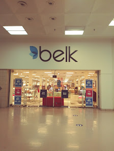 Selma Mall photo 4