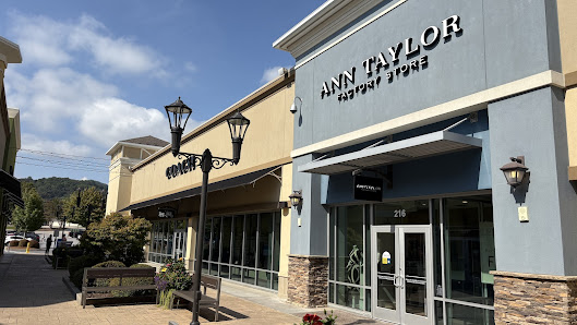 Tanger Outlets Mebane photo 5
