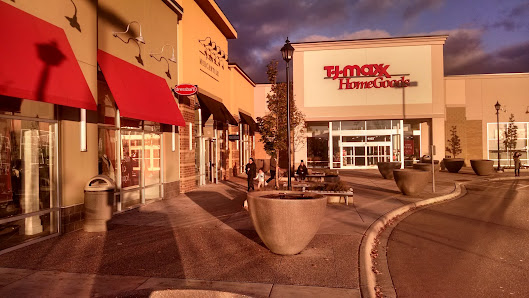 The Shoppes at Arbor Lakes photo 6