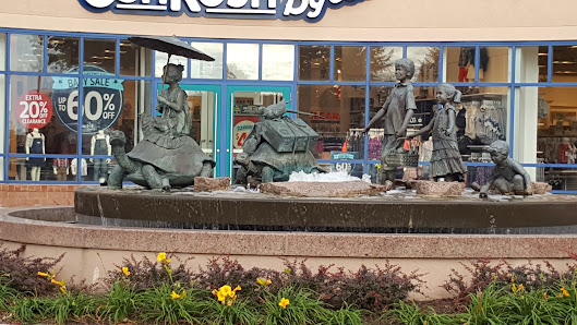 Tamarack Village photo 2