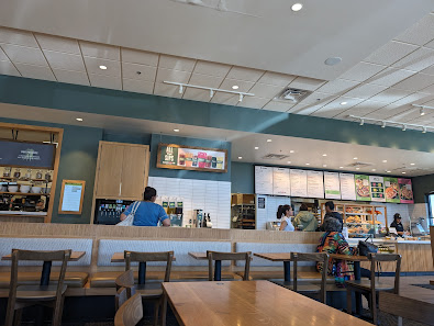 Point Loomis Shopping Center photo 5