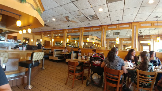 Dodge Park Plaza Shopping Center photo 2