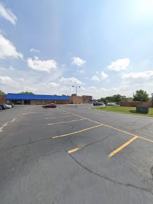 Dodge Park Plaza Shopping Center photo 4