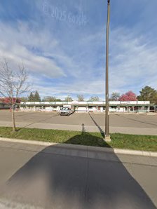 Cottonwood Plaza photo 2