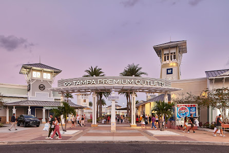 Chicago Premium Outlets photo 5