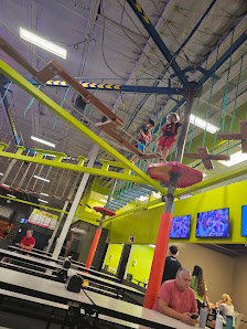 Pueblo Shopping center photo 4