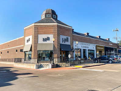 University Park Village photo 7