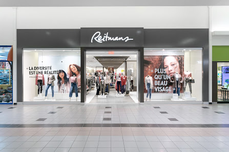 Centre commercial Rivière-du-Loup photo 1