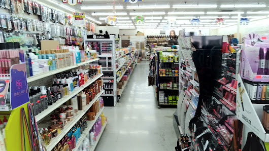 Magnolia Shopping Center photo 2