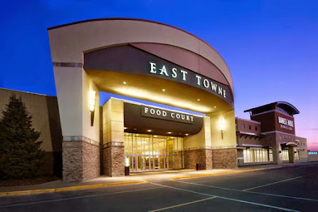 East Town photo 4