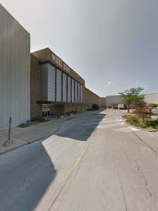 White Oaks Plaza photo 7