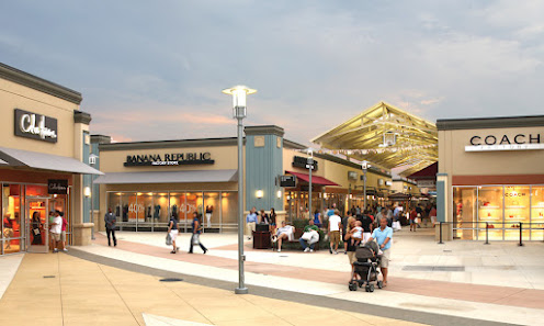 Aurora Farms Premium Outlets photo 5