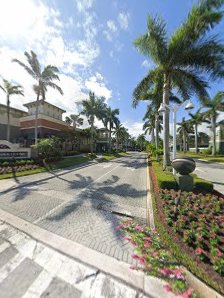 Boynton Town Center photo 7