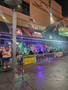 Neonopolis photo 4