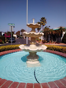 Carlsbad Mall photo 1