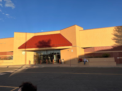 North Plains Mall photo 1