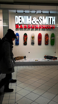 East Hill Shopping Centre photo 3