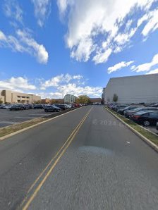 Freehold Mall photo 6