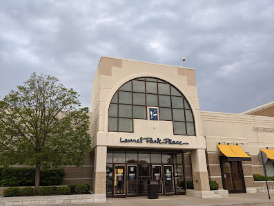 Laurel Park Place photo 1