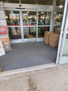 Rockford Road Plaza photo 2