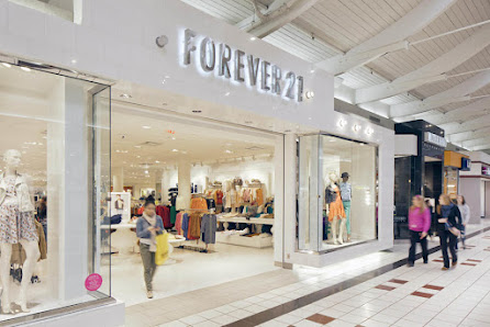 Auburn Mall photo 4
