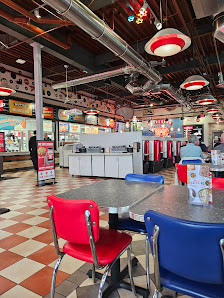 El Con Center photo 5