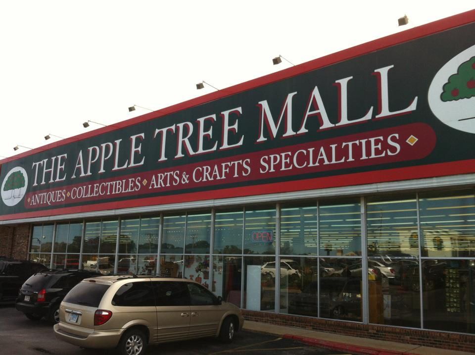 Apple Tree Mall in Branson, MO