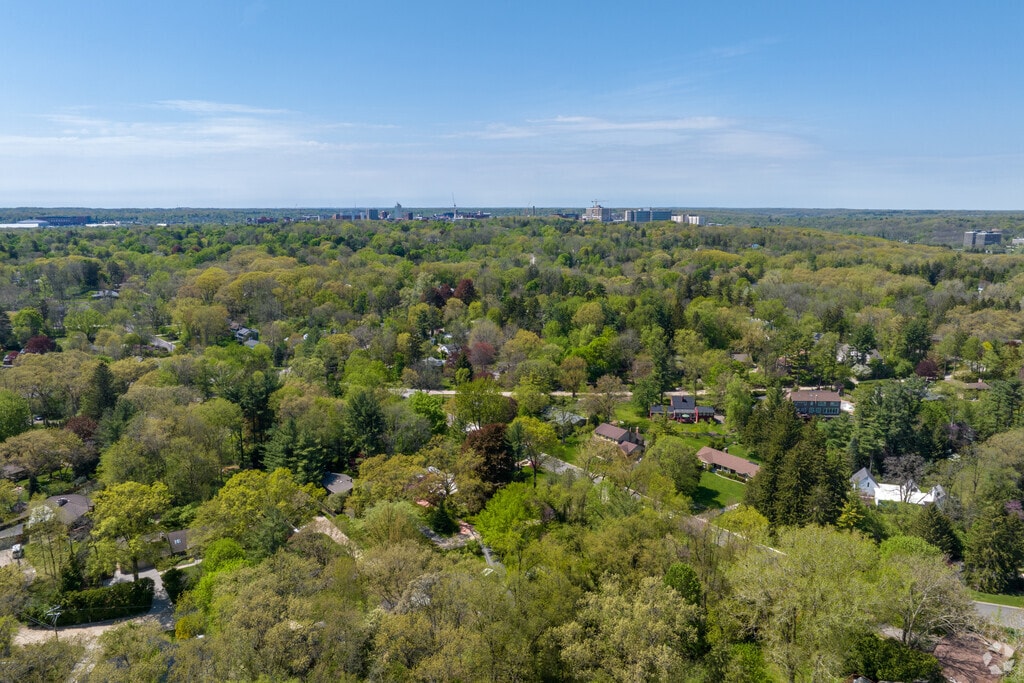 Arbor Hills in Ann Arbor, MI
