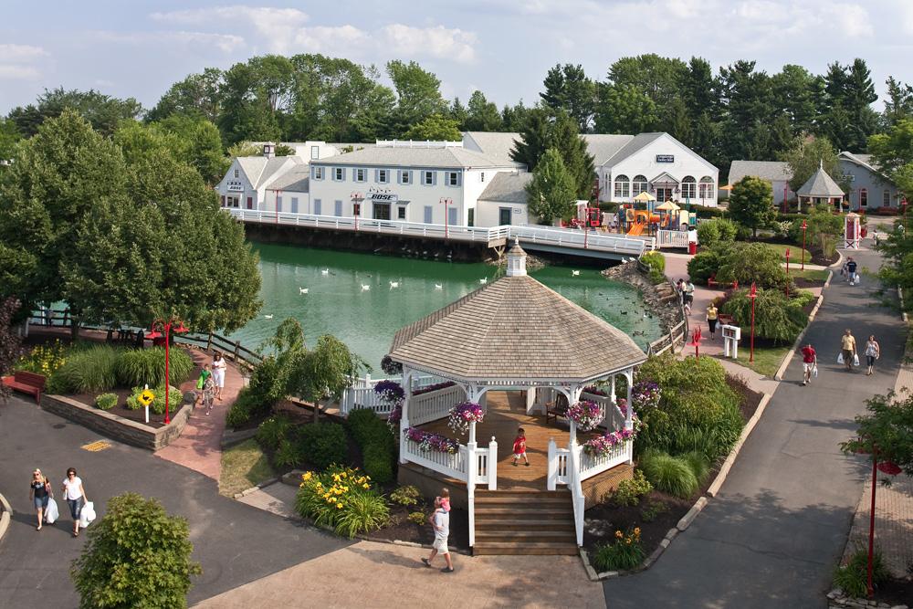 Aurora Farms Premium Outlets in Aurora, OH