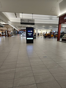 Service Centre Carrefour Laval photo 2