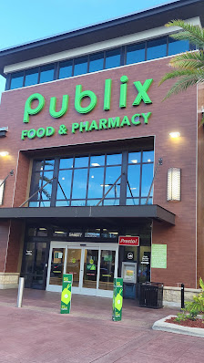 River Oaks Shopping Center photo 3