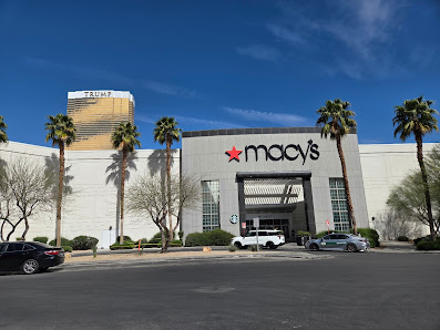 Las Vegas South Premium Outlets photo 1