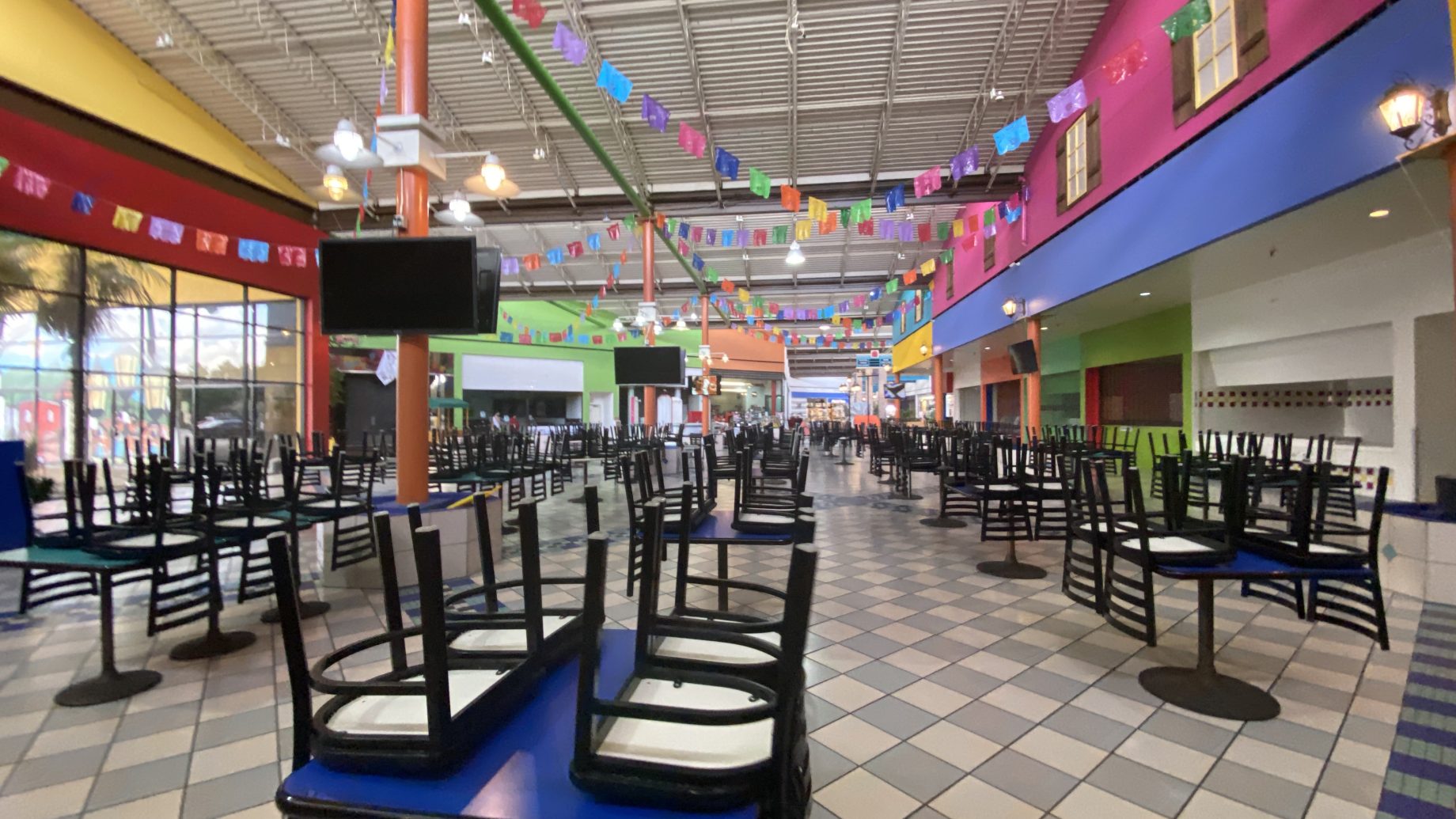 Bayshore Plaza in Pasadena, TX