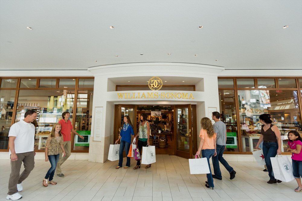 Berkshire Shopping Center in Danbury, CT