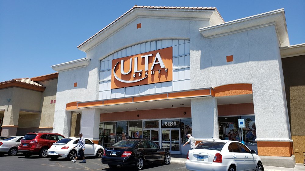 Best in the West Shopping Center in Las Vegas, NV