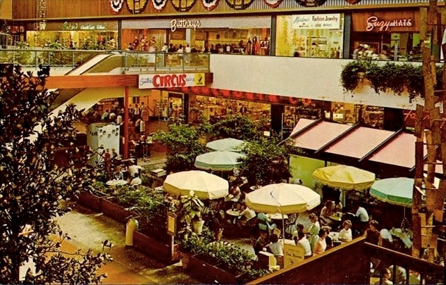 Brandon Square Mall in Edina, MN